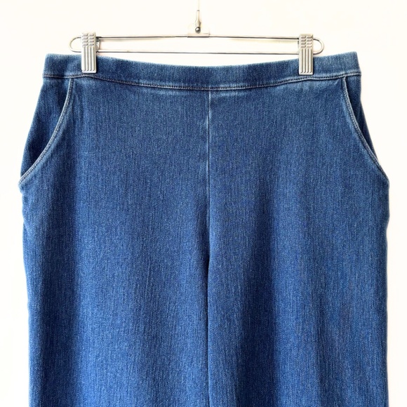 L.L. Bean Perfect Fit Pants Denim Straight-Leg Stonewashed Size S - Picture 3 of 7